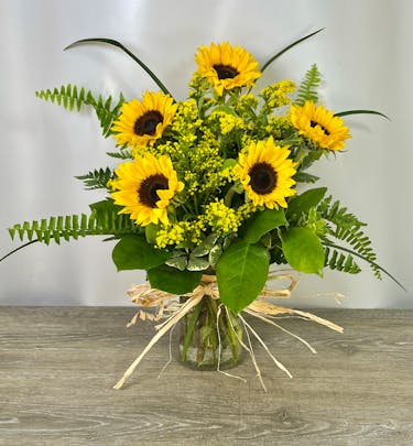 Sunflower Dreams | Roanoke (VA) Flower Delivery | George's Flowers