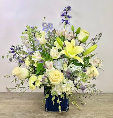 Healing Tears All White | Roanoke (VA) Sympathy Flowers | George's Flowers