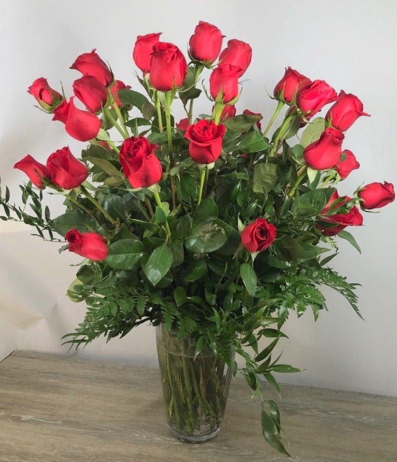 Room Full of Roses Roanoke (VA) SameDay Flower Delivery